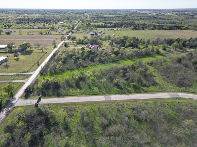 8001 Big Water Lane, Kemp, TX 75143