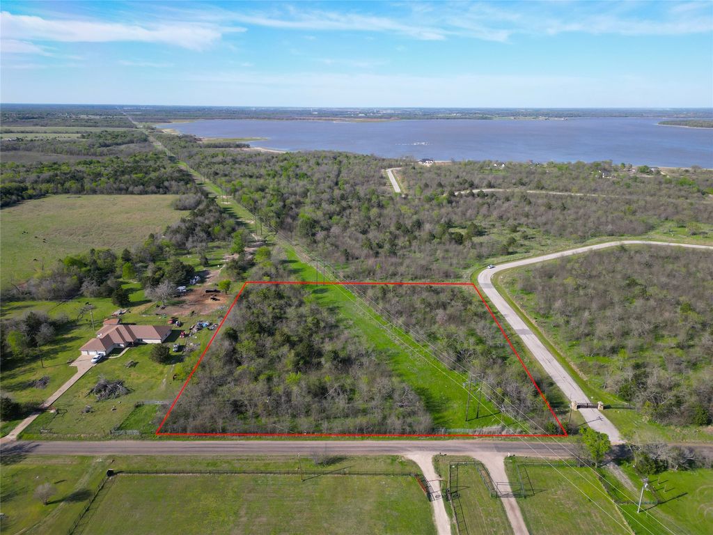 8001 Big Water Lane, Kemp, TX 75143