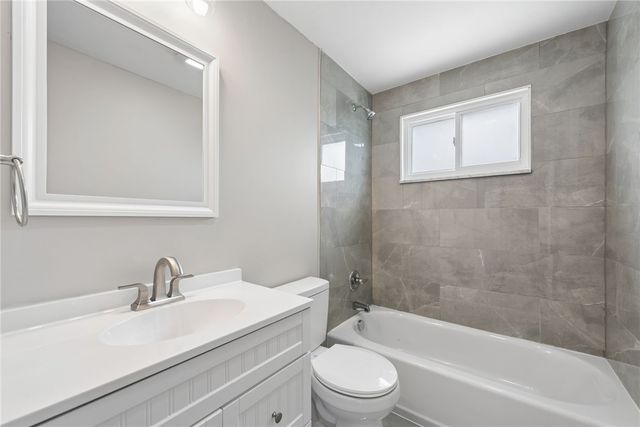 755 Cottonwood Dr, Monroeville, PA 15146