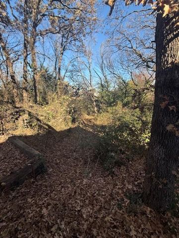 17 Sequoyah Boulevard, Shawnee, OK 74801