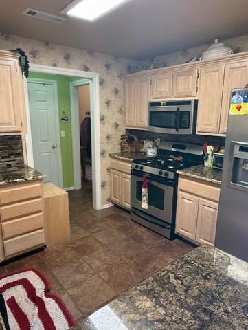 17 Sequoyah Boulevard, Shawnee, OK 74801