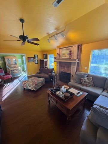 17 Sequoyah Boulevard, Shawnee, OK 74801