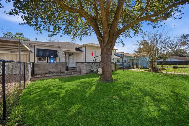 1604 Kipling Street, Liberty, TX 77575