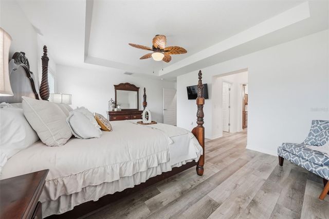 2006 OPPENHEIMER COURT, The Villages, FL 34762