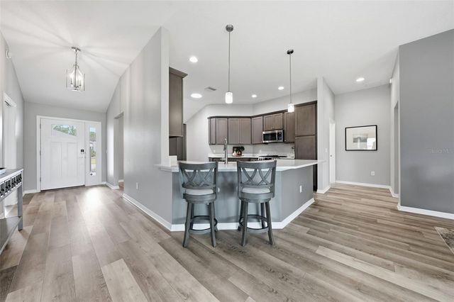 2006 OPPENHEIMER COURT, The Villages, FL 34762