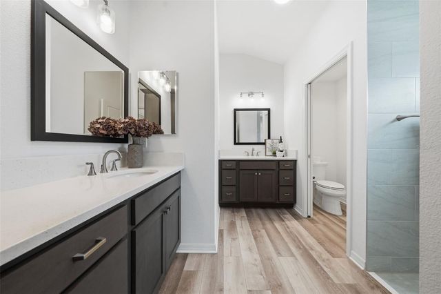 2006 OPPENHEIMER COURT, The Villages, FL 34762