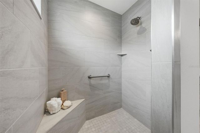 2006 OPPENHEIMER COURT, The Villages, FL 34762