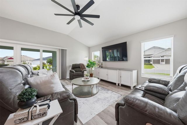 2006 OPPENHEIMER COURT, The Villages, FL 34762