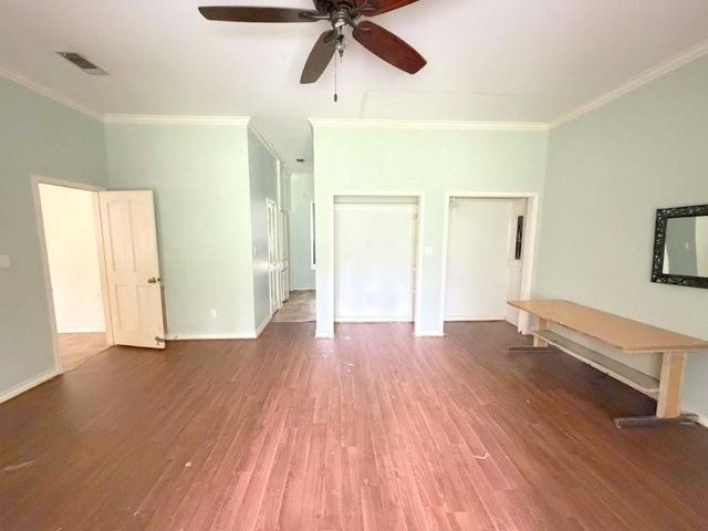 1123 Creekwood Street, Crockett, TX 75835