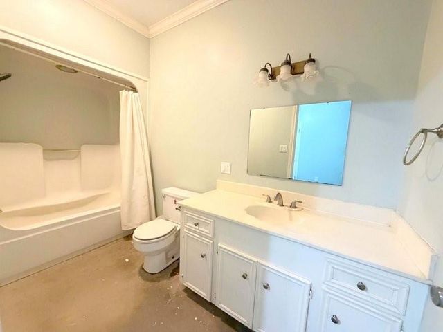 1123 Creekwood Street, Crockett, TX 75835