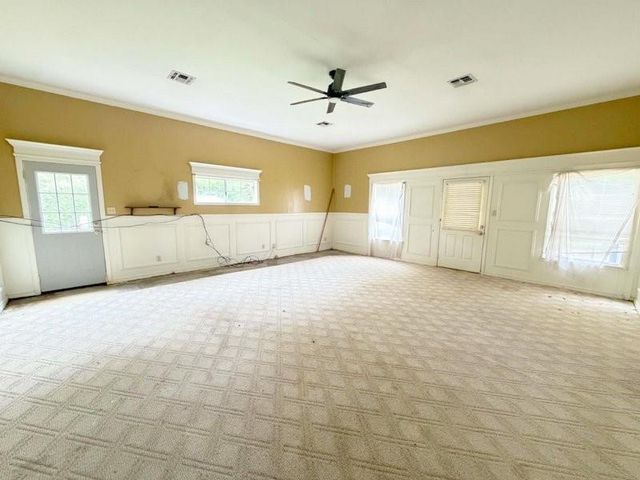 1123 Creekwood Street, Crockett, TX 75835