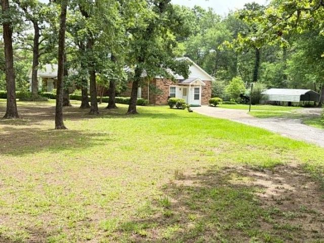 1123 Creekwood Street, Crockett, TX 75835