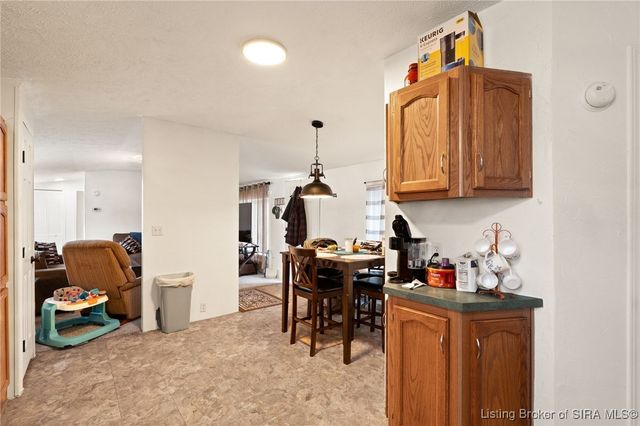 5137 N Vanlaningham Road, Milltown, IN 47145