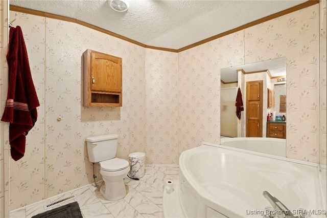 5137 N Vanlaningham Road, Milltown, IN 47145