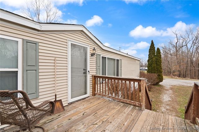 5137 N Vanlaningham Road, Milltown, IN 47145