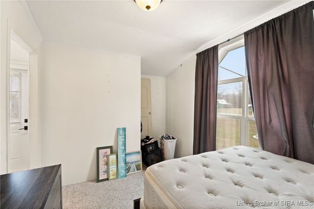 5137 N Vanlaningham Road, Milltown, IN 47145