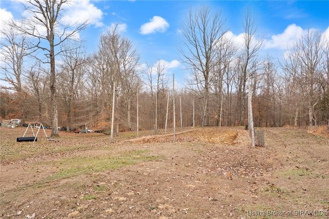 5137 N Vanlaningham Road, Milltown, IN 47145