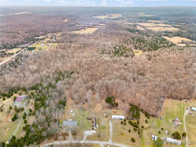 5137 N Vanlaningham Road, Milltown, IN 47145