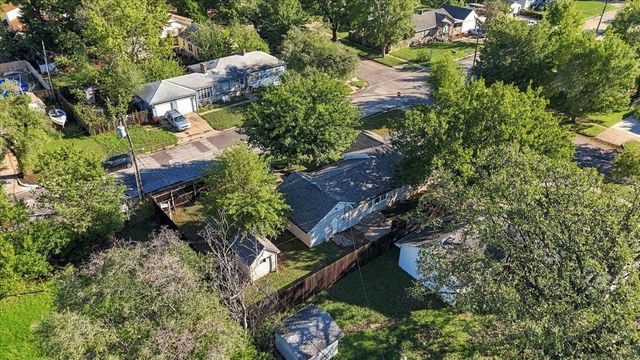1421 E Kinkaid St, Wichita, KS 67211