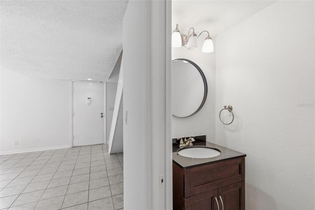 8632 CATTAIL DRIVE, Temple Terrace, FL 33637