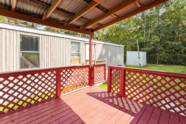 13173 S Lee Shore Drive, Willis, TX 77318