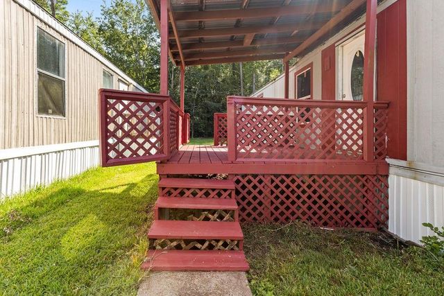 13173 S Lee Shore Drive, Willis, TX 77318