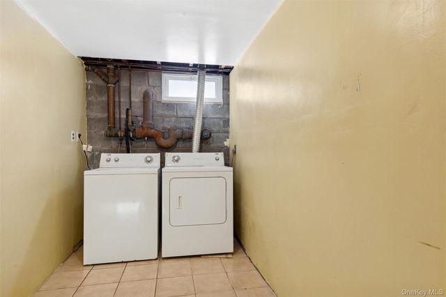 50 Laurelton Avenue, Selden, NY 11784