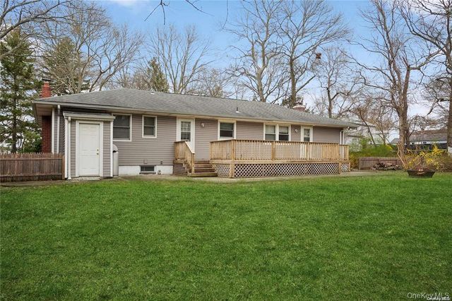 50 Laurelton Avenue, Selden, NY 11784