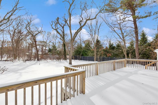 50 Laurelton Avenue, Selden, NY 11784