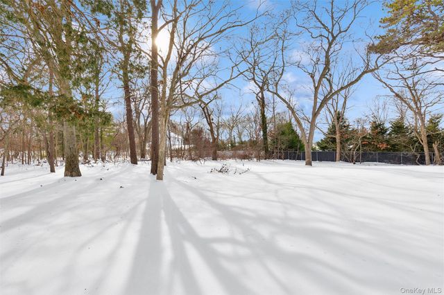 50 Laurelton Avenue, Selden, NY 11784