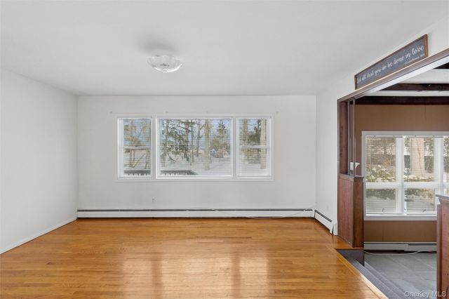 50 Laurelton Avenue, Selden, NY 11784