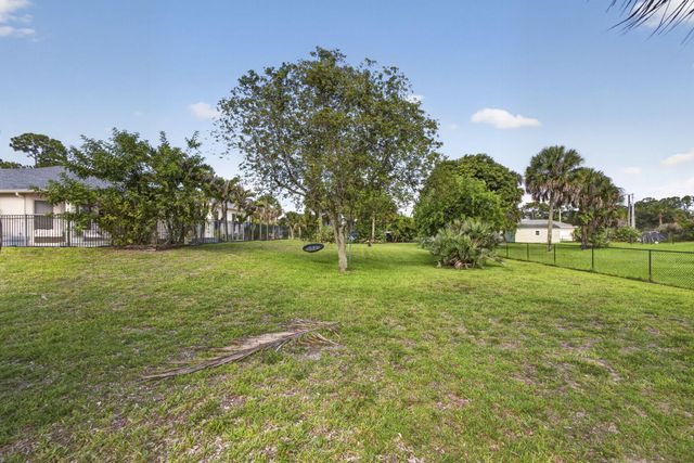 17070 N 90th St N, The Acreage, FL 33470
