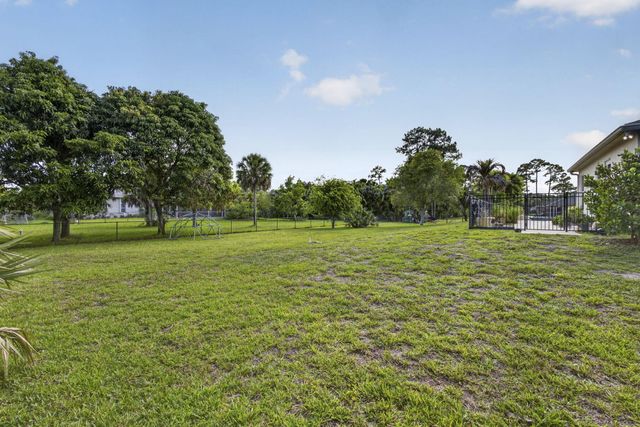 17070 N 90th St N, The Acreage, FL 33470