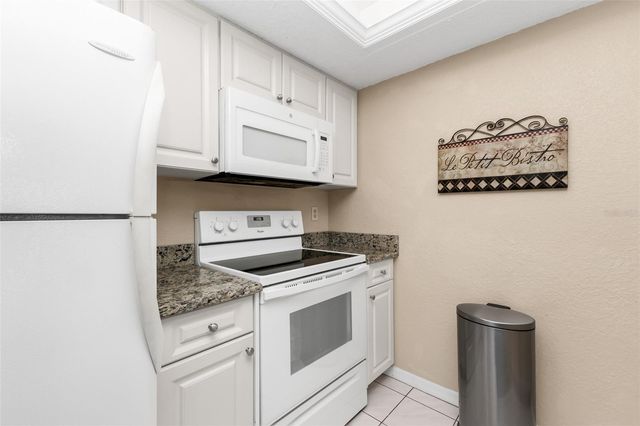4000 OAKVIEW DRIVE L4, Port Charlotte, FL 33980