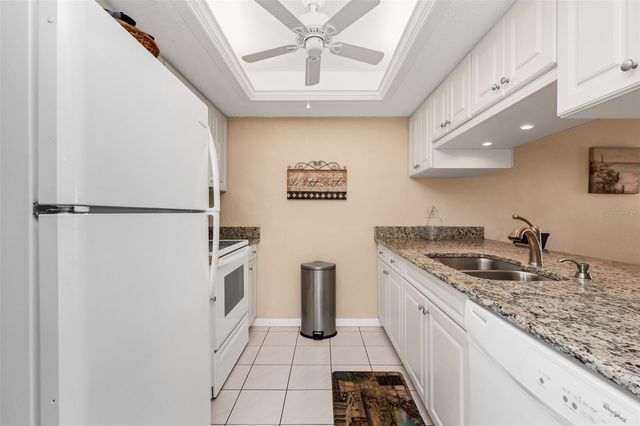 4000 OAKVIEW DRIVE L4, Port Charlotte, FL 33980