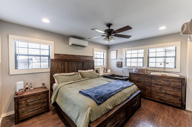 2991 State Highway 75 N, Huntsville, TX 77320