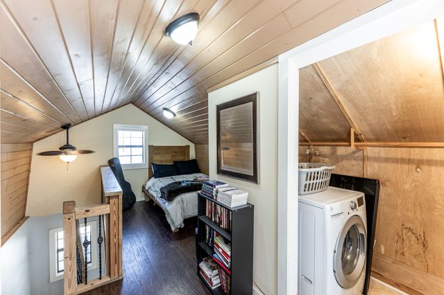 2991 State Highway 75 N, Huntsville, TX 77320