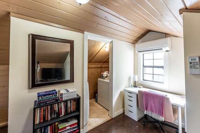 2991 State Highway 75 N, Huntsville, TX 77320