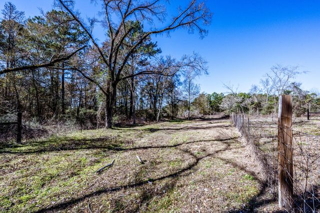 2991 State Highway 75 N, Huntsville, TX 77320