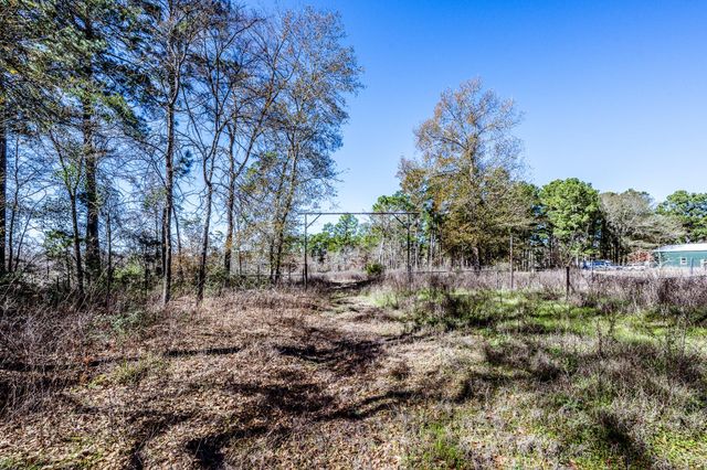 2991 State Highway 75 N, Huntsville, TX 77320