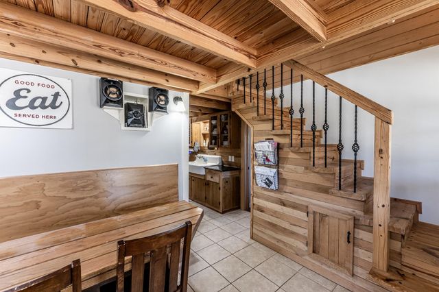 2991 State Highway 75 N, Huntsville, TX 77320