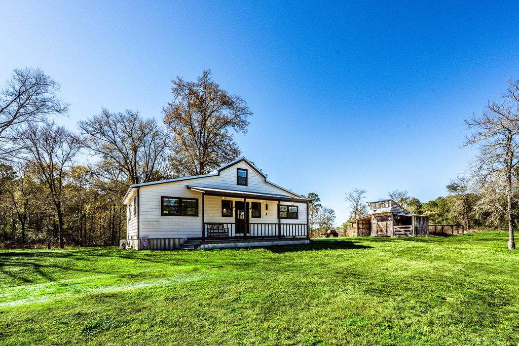 2991 State Highway 75 N, Huntsville, TX 77320