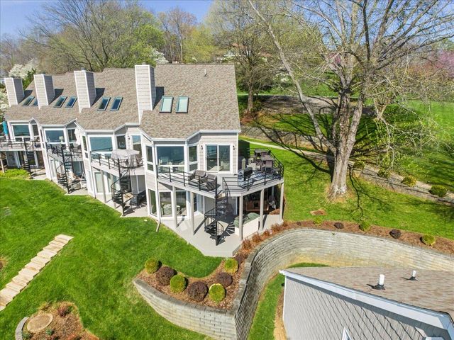 1206 Nature LN, Union Hall, VA 24176