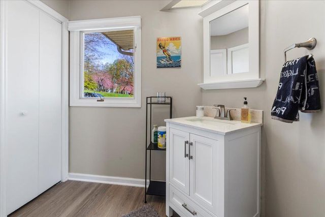 1206 Nature LN, Union Hall, VA 24176