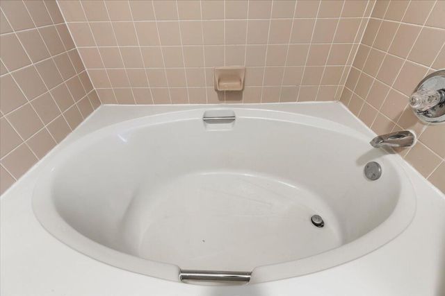 1206 Nature LN, Union Hall, VA 24176