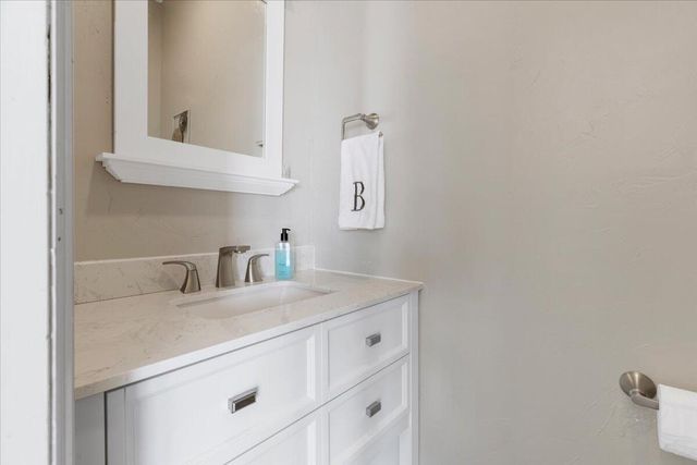 1206 Nature LN, Union Hall, VA 24176