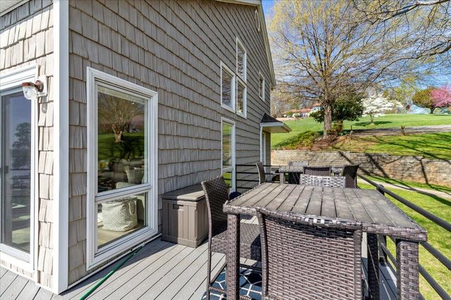 1206 Nature LN, Union Hall, VA 24176