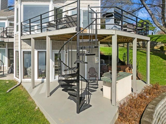 1206 Nature LN, Union Hall, VA 24176