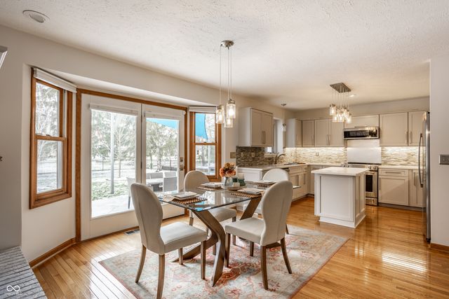 425 Savannah Lane, Westfield, IN 46074