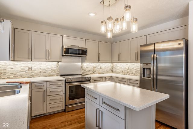 425 Savannah Lane, Westfield, IN 46074